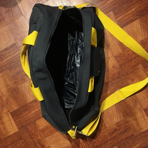 Nautica Bags Vintage Nautica Duffle Bag Poshmark